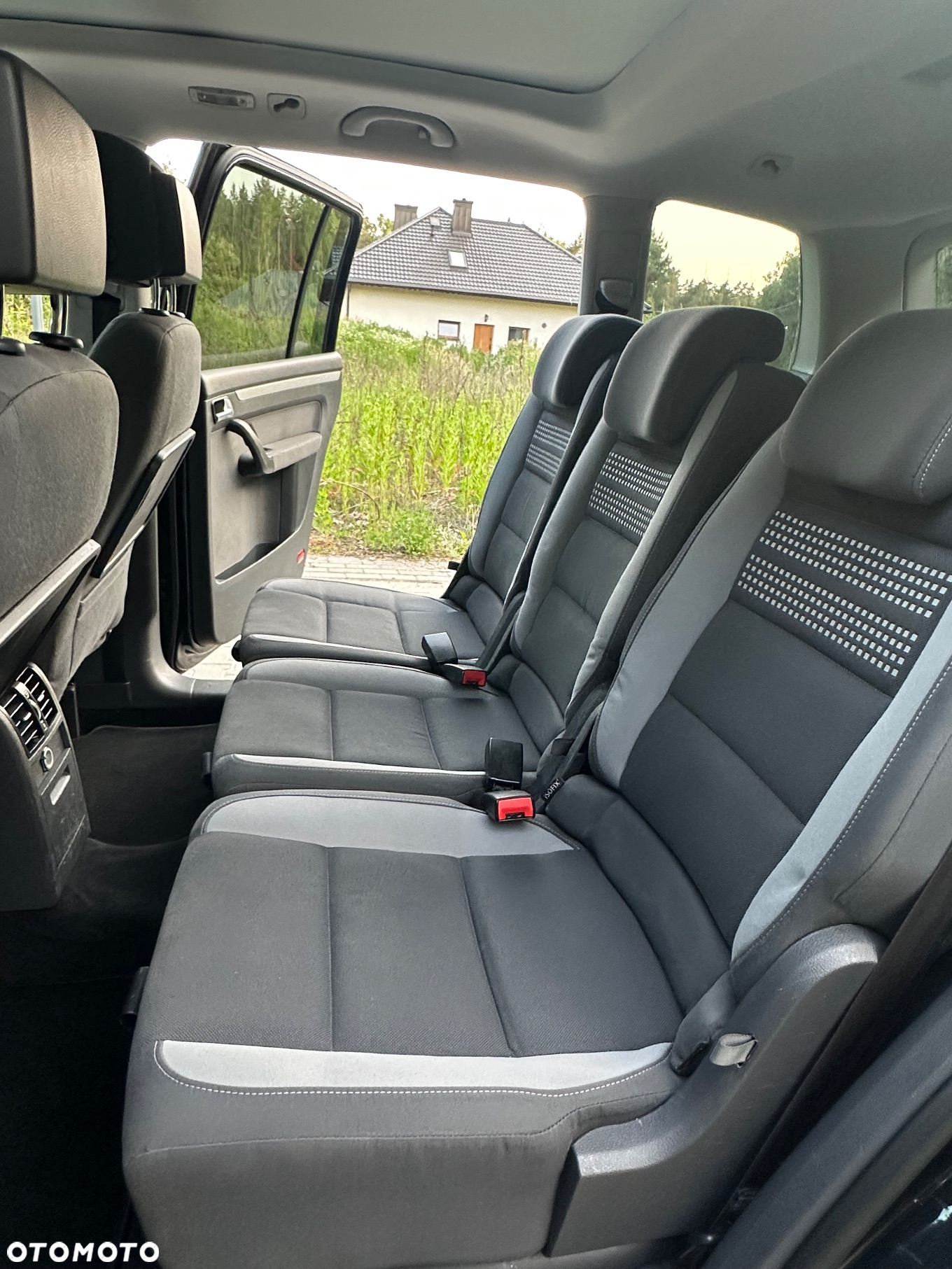 Volkswagen Touran 1.2 TSI BlueMot Comfortline - 18