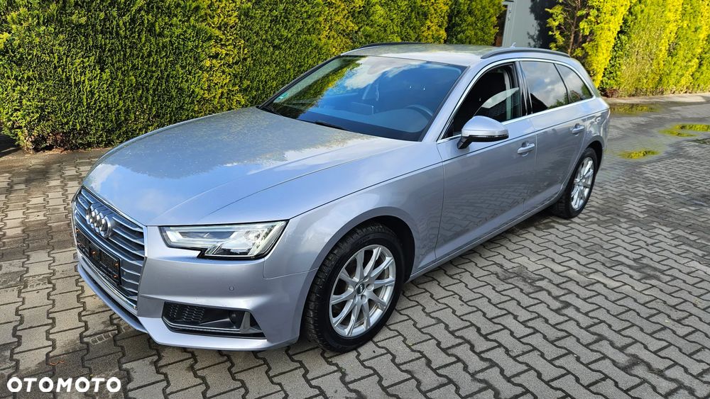 Audi A4 Avant 2.0 TDI S tronic - 1