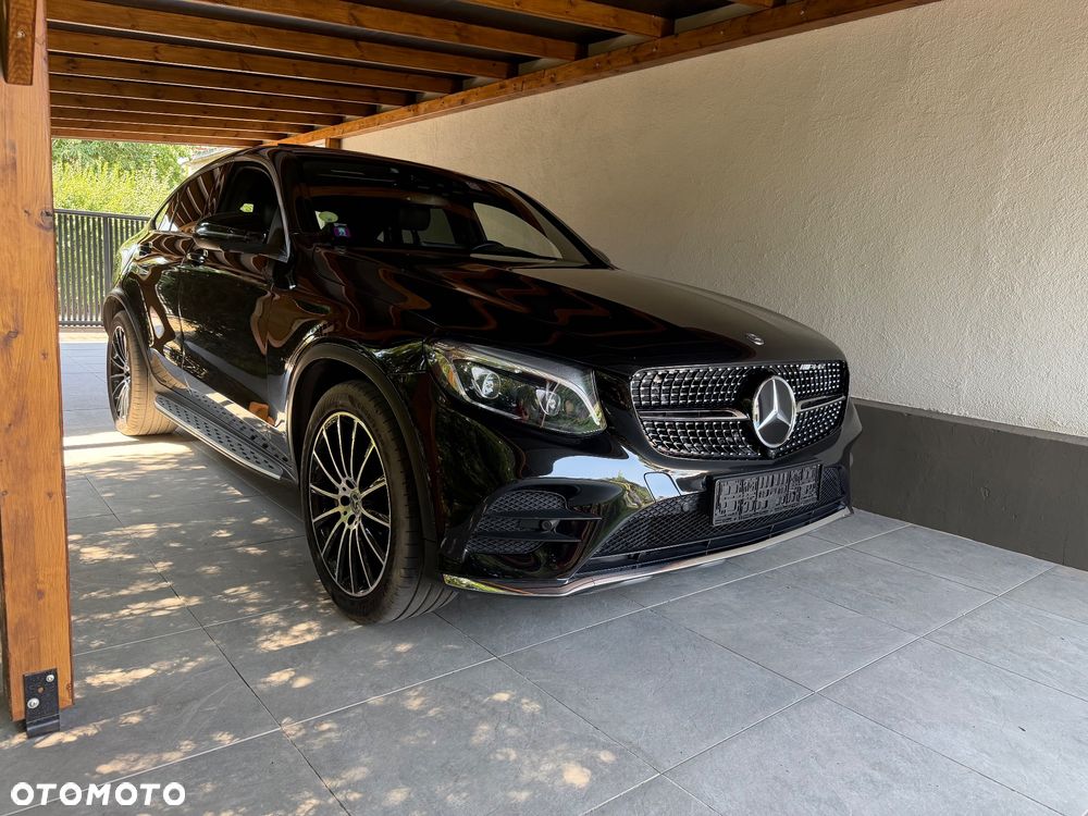 Mercedes-Benz GLC - 30