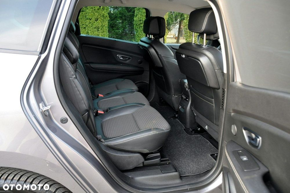 Renault Grand Scenic - 20