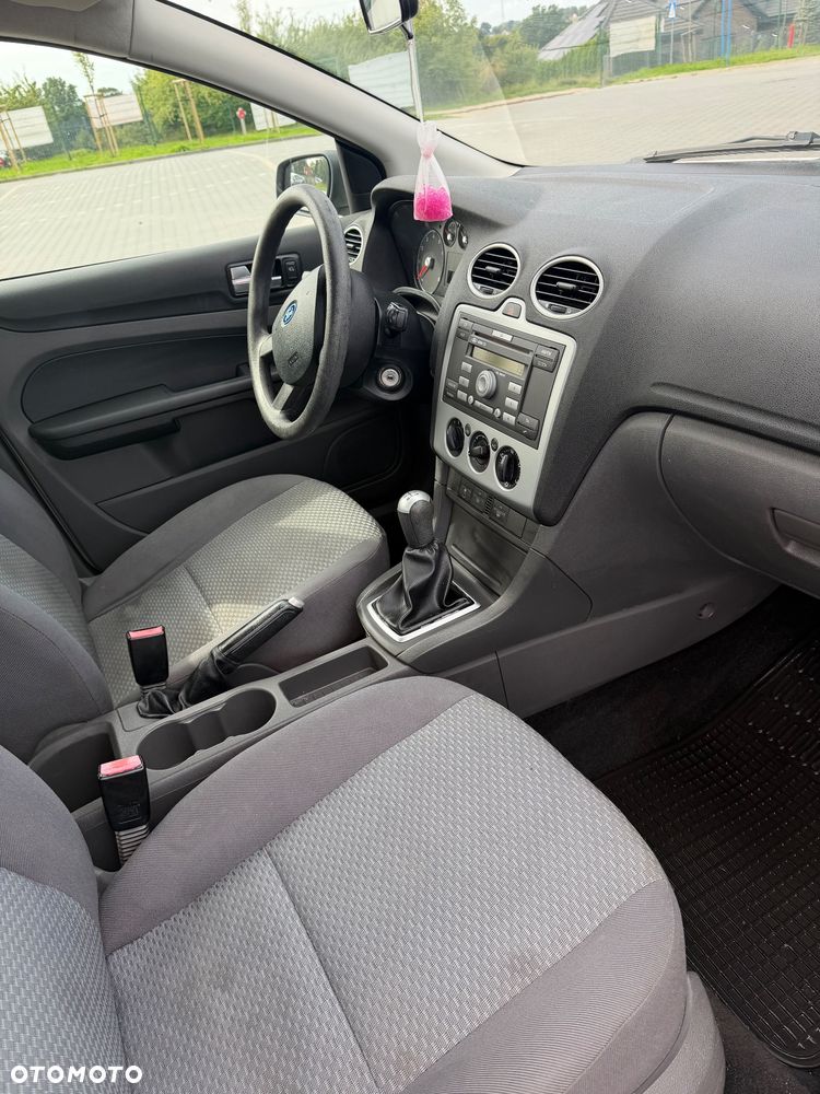 Ford Focus 1.6 Trend - 6