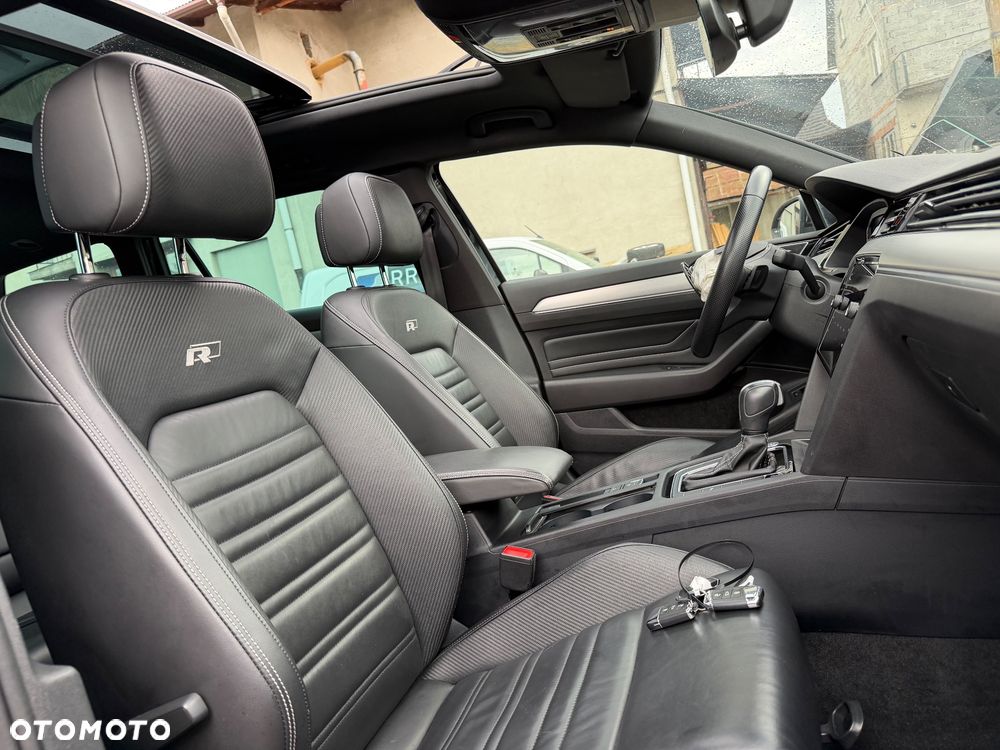 Volkswagen Passat Variant 2.0 TDI SCR DSG 4Motion Elegance - 18