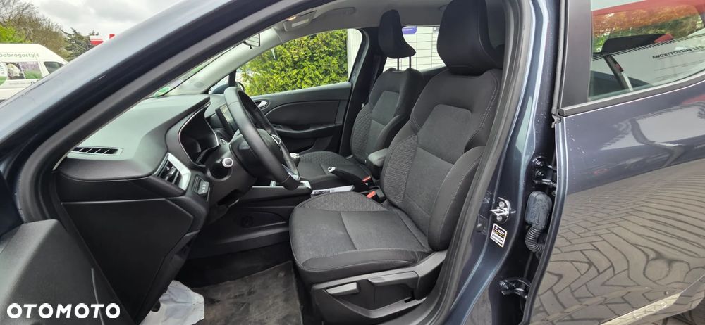 Renault Clio TCe 100 BUSINESS EDITION - 24
