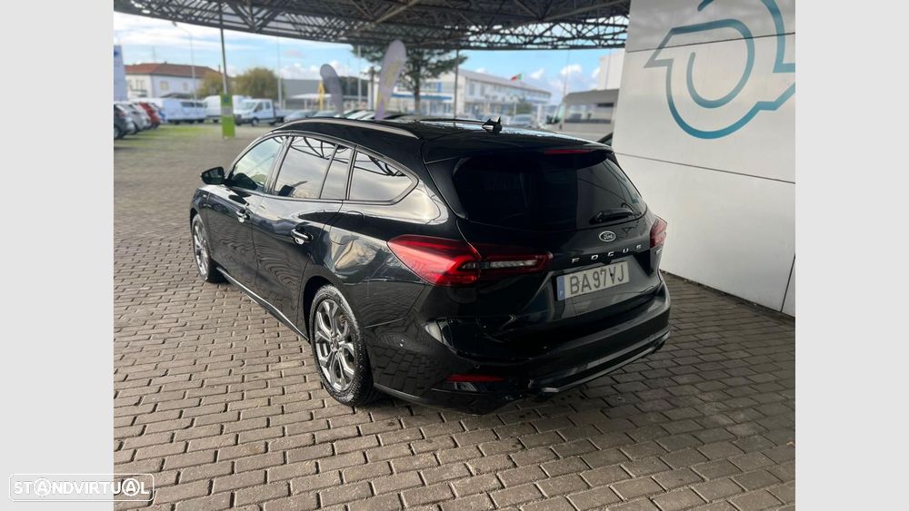 Ford Focus SW 1.0 EcoBoost MHEV ST-Line X - 2