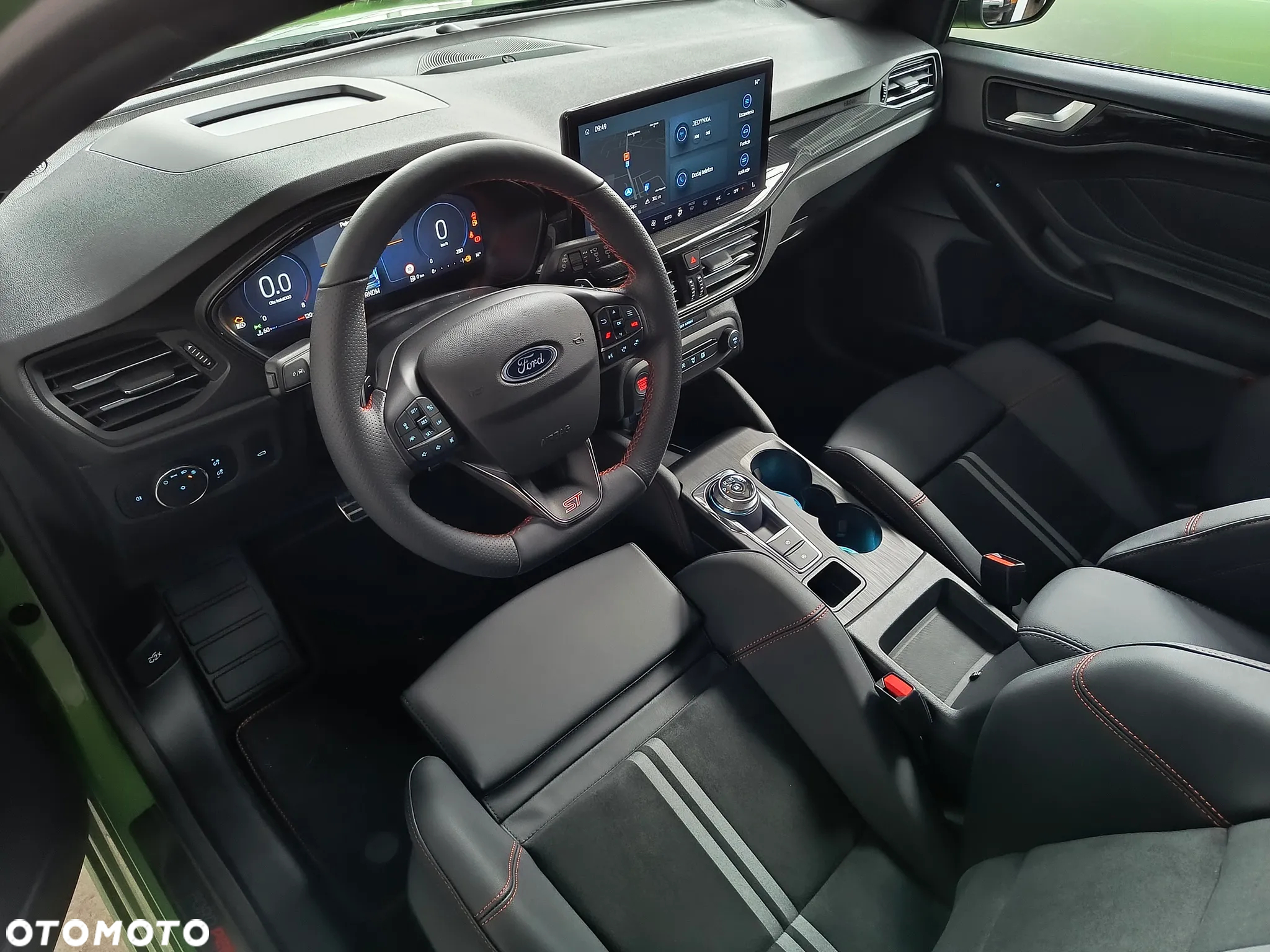 Ford Focus 2.3 EcoBoost ST X - 12