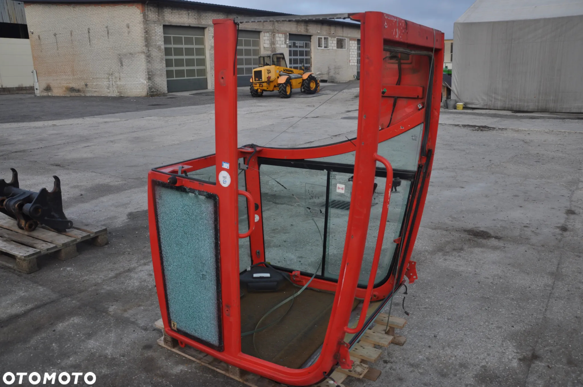 Kabina Volvo ECR 25 - 4