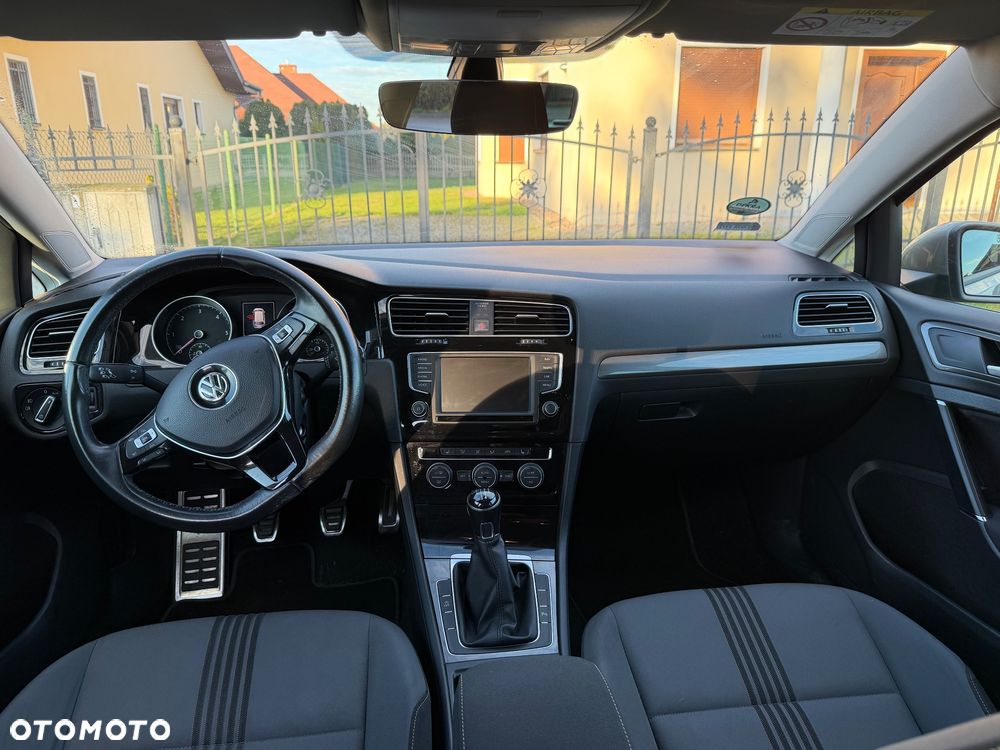 Volkswagen Golf 1.6 TDI BlueMotion Technology Allstar - 7