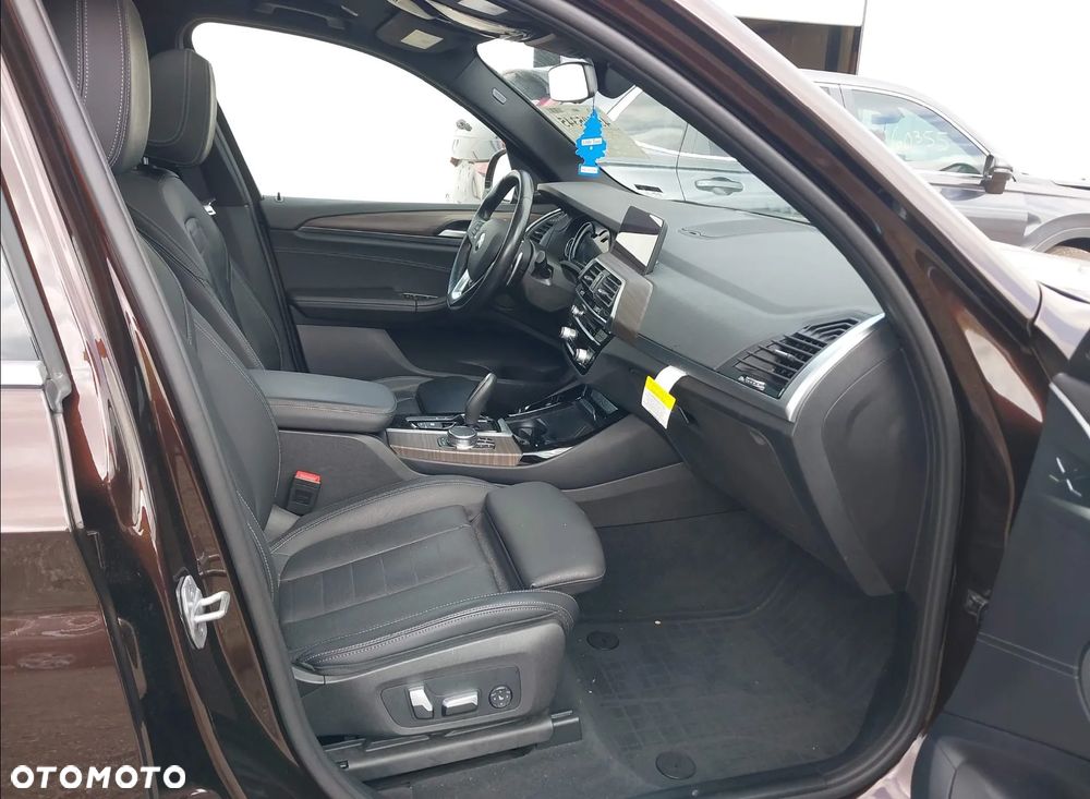 BMW X3 - 10