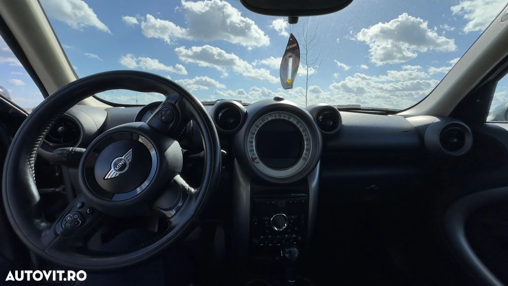 Mini Countryman Cooper D ALL4 AT - 17