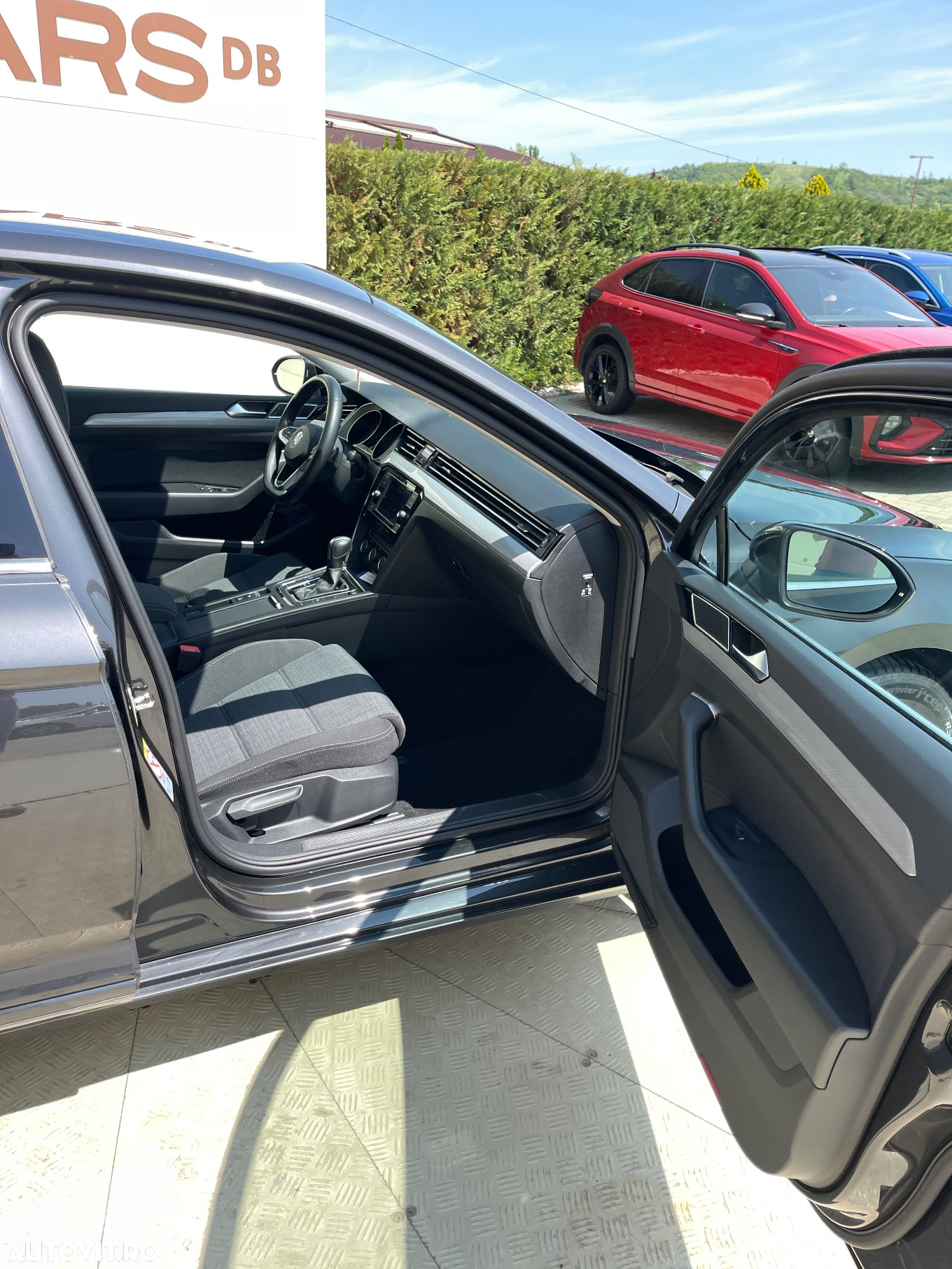 Volkswagen Passat - 22