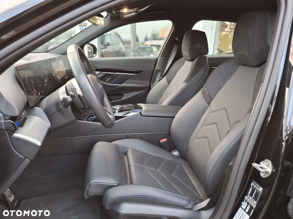 BMW Seria 5 520d - 13