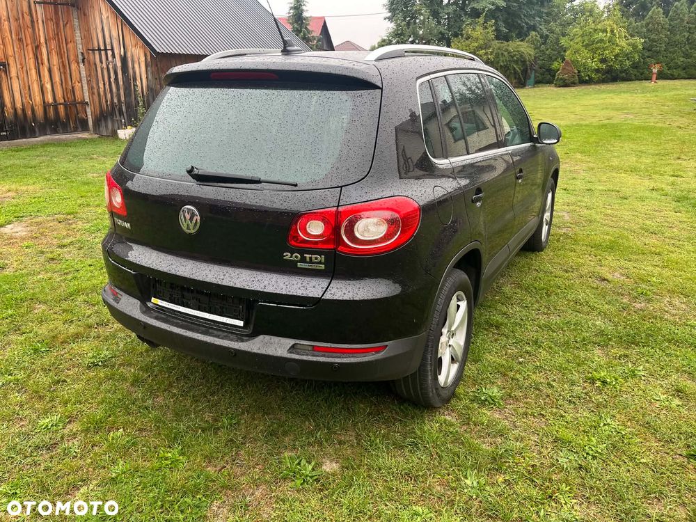 Volkswagen Tiguan 2.0 TDI DPF BlueMotion Technology Trend & Fun - 25
