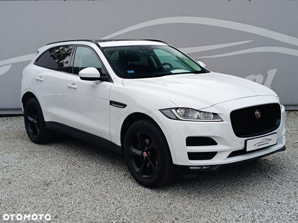 Jaguar F-Pace - 12