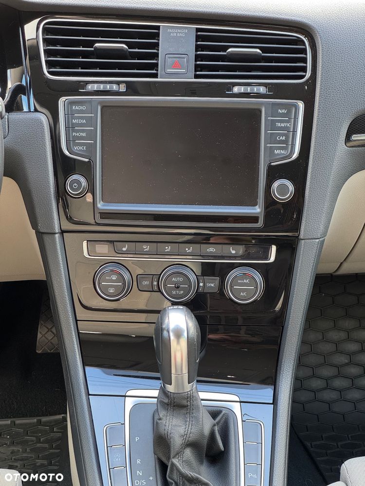 Volkswagen Golf VII 2.0 TDI BMT Highline DSG - 24