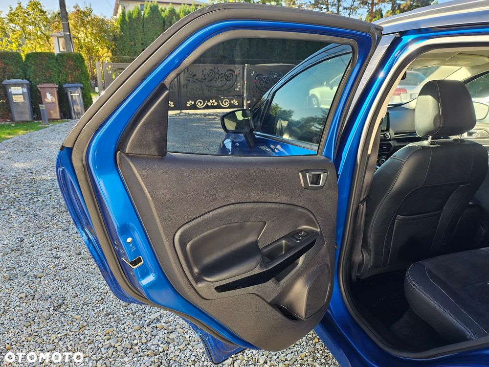 Ford EcoSport 1.0 EcoBoost ST-Line Black ASS - 32