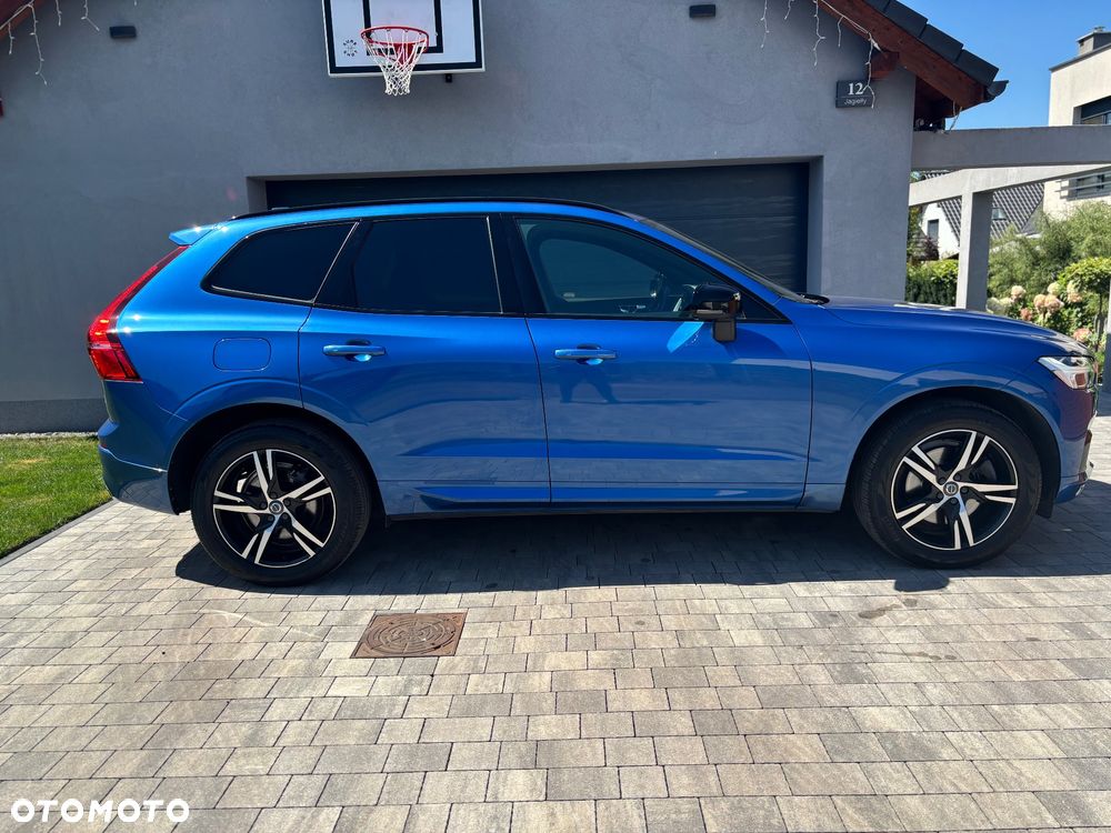 Volvo XC 60 B5 D AWD R-Design - 3