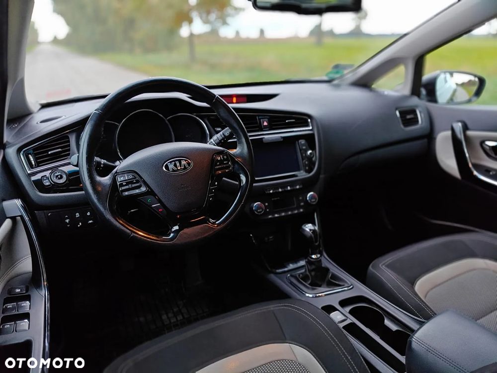 Kia Ceed Cee'd 1.6 CRDi L - 9