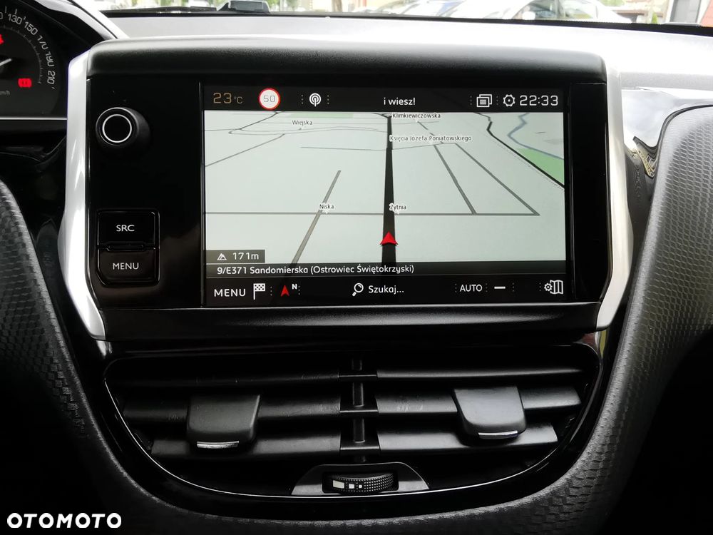 Peugeot 2008 1.2 Pure Tech Style EU6 - 11
