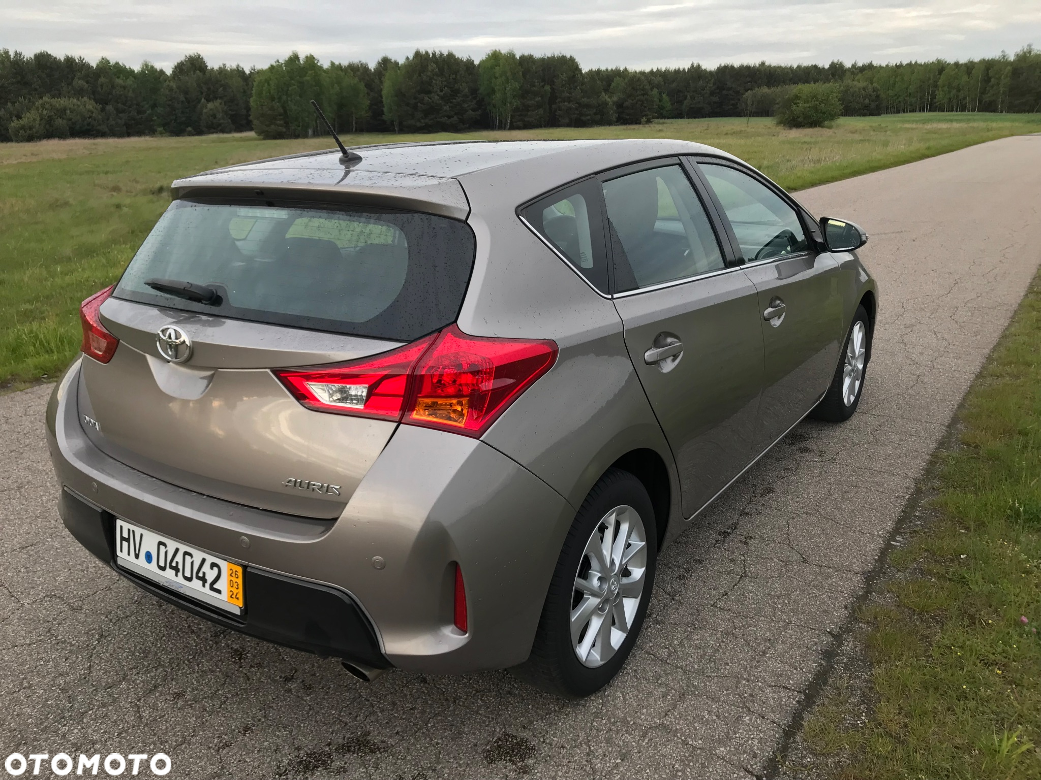 Toyota Auris - 4