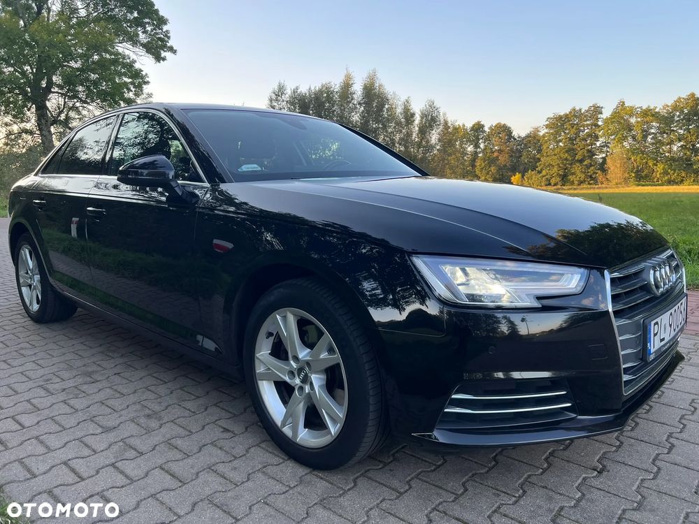 Audi A4 Limousine - 1