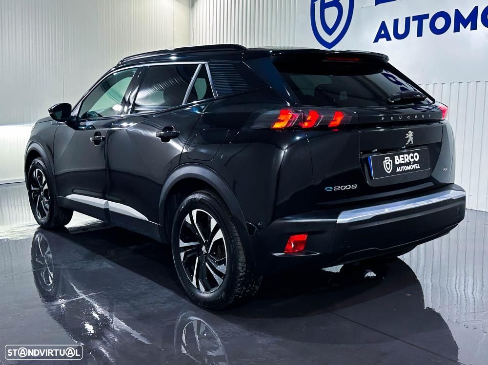 Peugeot e-2008 50 kWh GT - 7