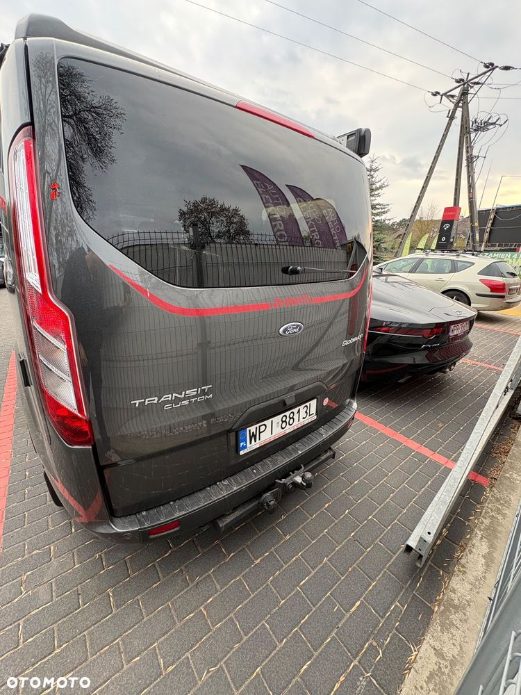 Ford Transit Custom - 8