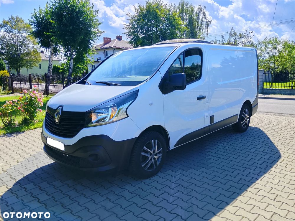 Renault Trafic - 1