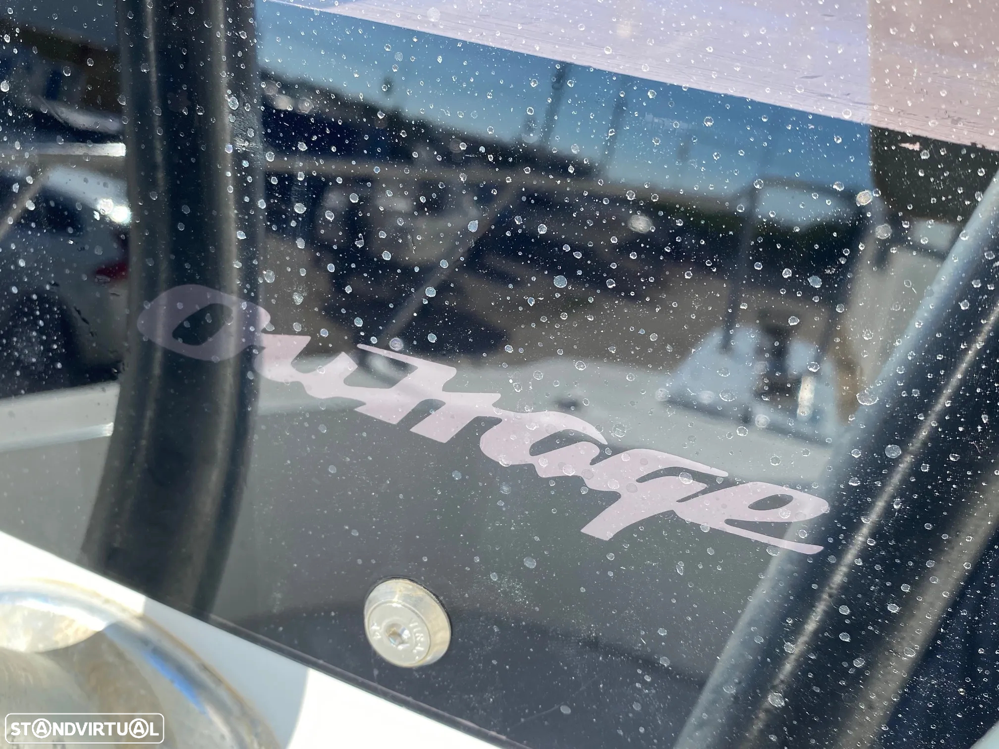 Boston Whaler Outrage 21 - 22