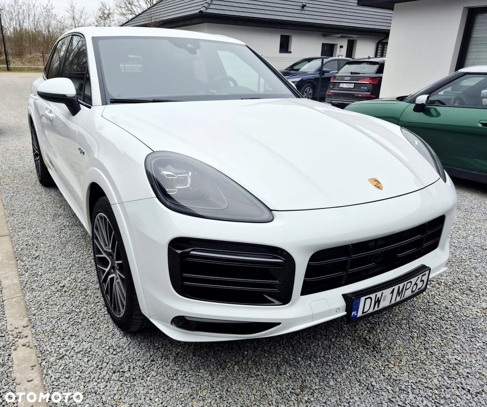 Porsche Cayenne E-Hybrid - 3