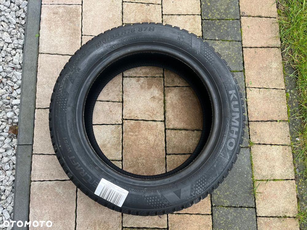 Opony zimowe Kumho 195 55 16 - 2