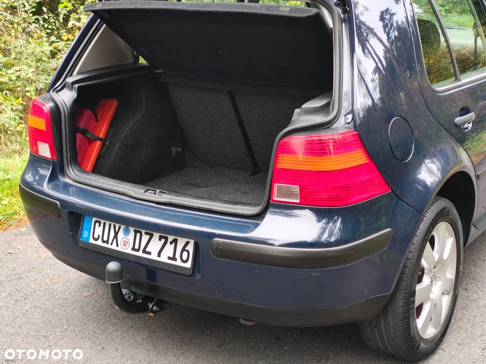 Volkswagen Golf - 21