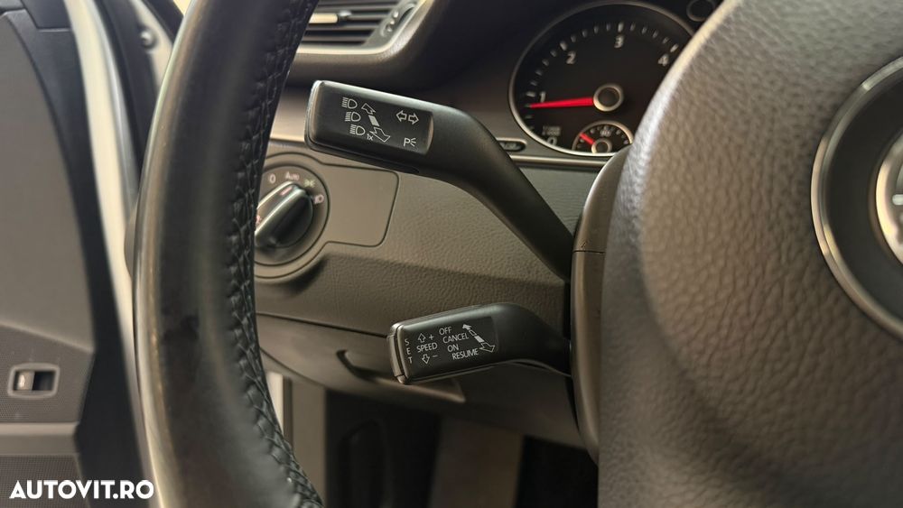 Volkswagen Passat 1.6 TDI BlueMotion - 23