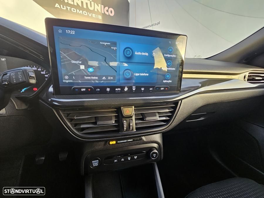 Ford Focus 1.0 EcoBoost MHEV ST-Line - 35