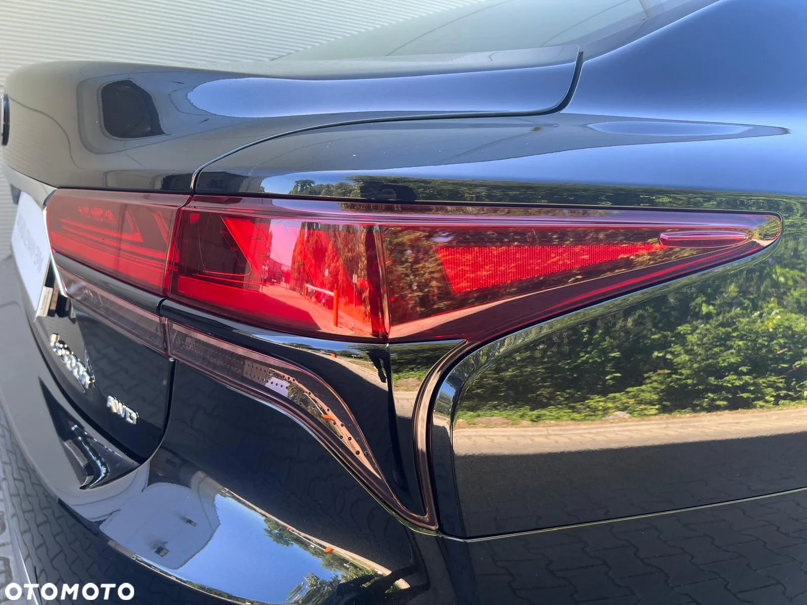 Lexus LS 500h Prestige AWD - 36