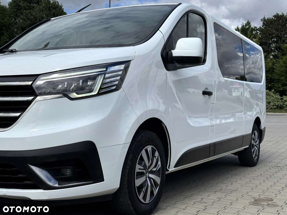 Renault Trafic - 10