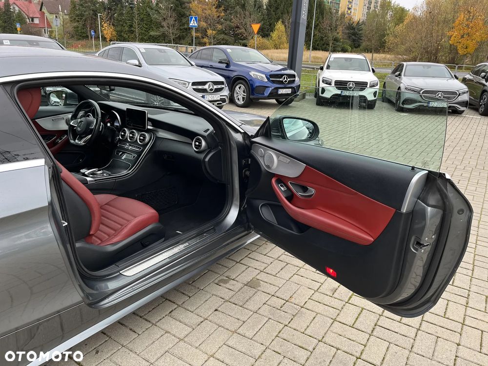 Mercedes-Benz Klasa C 200 4-Matic 9G-TRONIC - 18