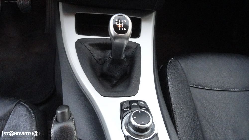 BMW 318 d Touring Navigation - 8