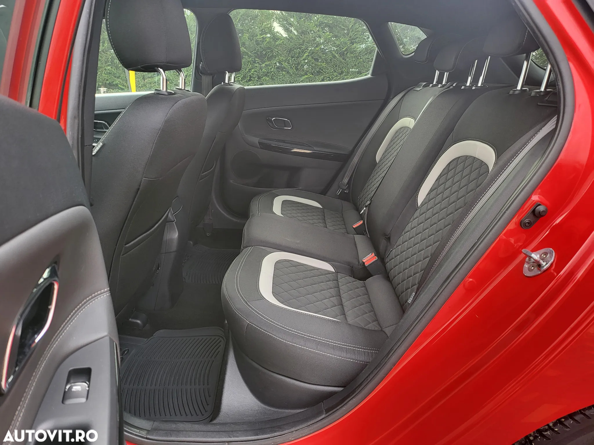 Kia Ceed 1.6 CRDi 136 ISG SW GT Line - 16