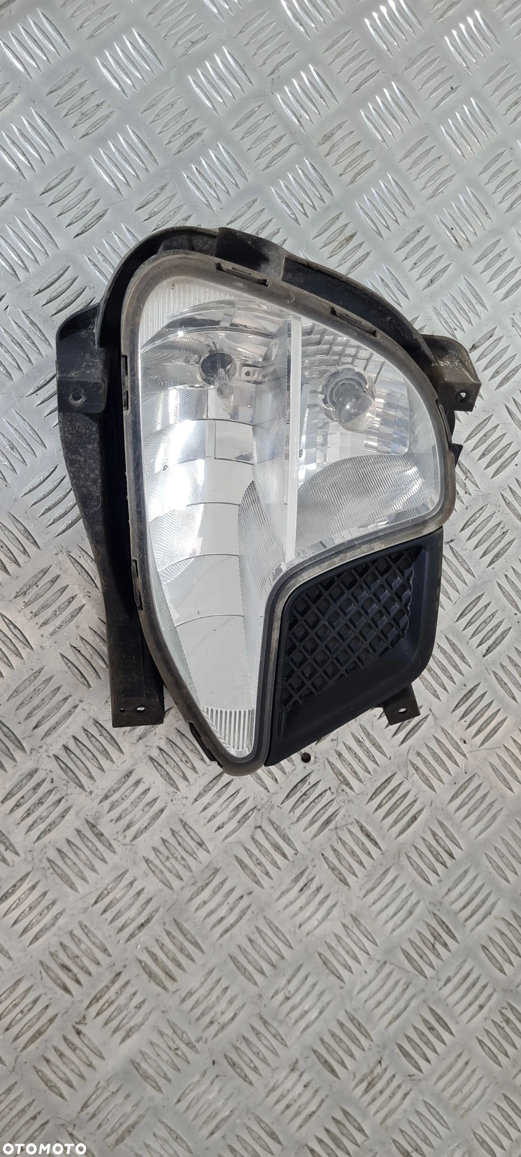 Ssangyong Actyon Sports II Halogen Lewy Prawy Przód - 1