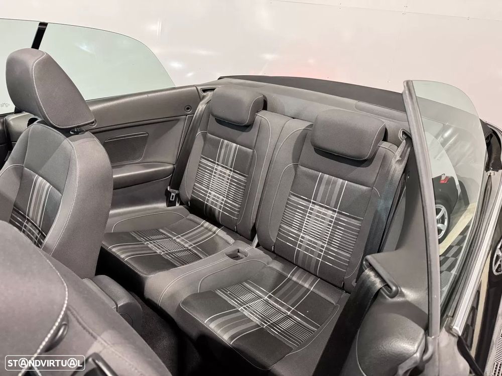 VW Golf Cabriolet 1.4 TSI Lounge - 17