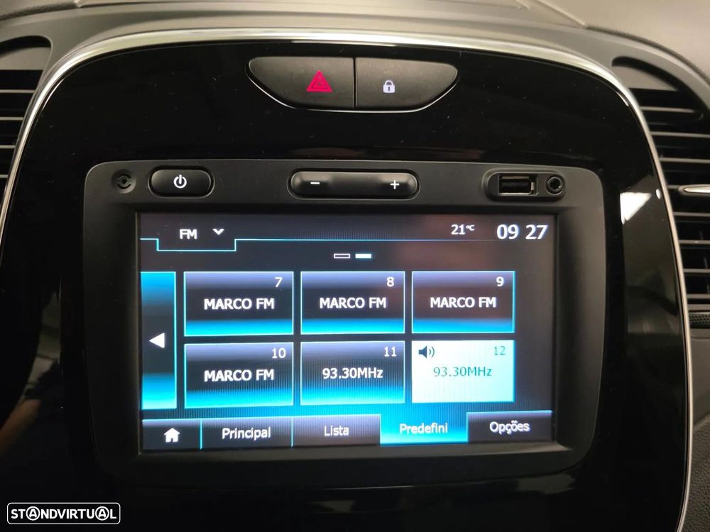 Renault Captur - 36