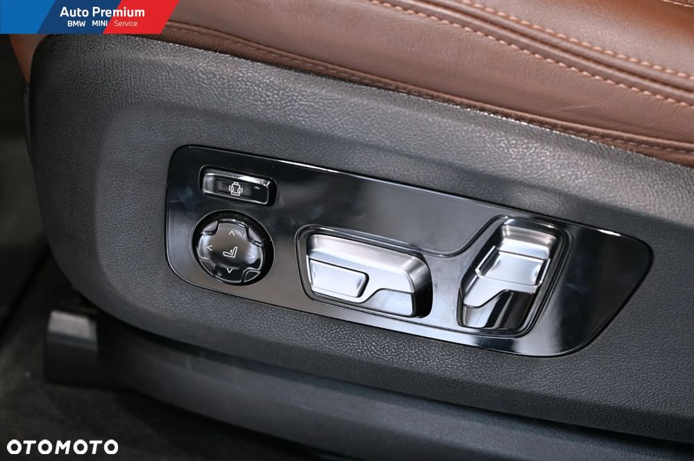 BMW X5 xDrive40d mHEV - 8