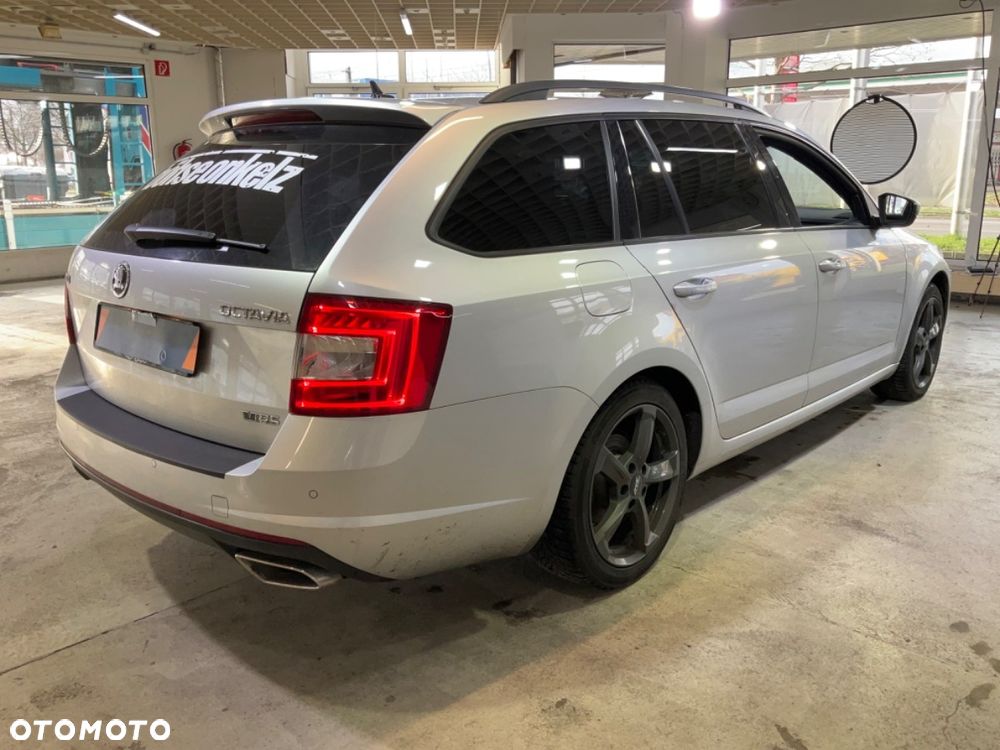Skoda Octavia - 2