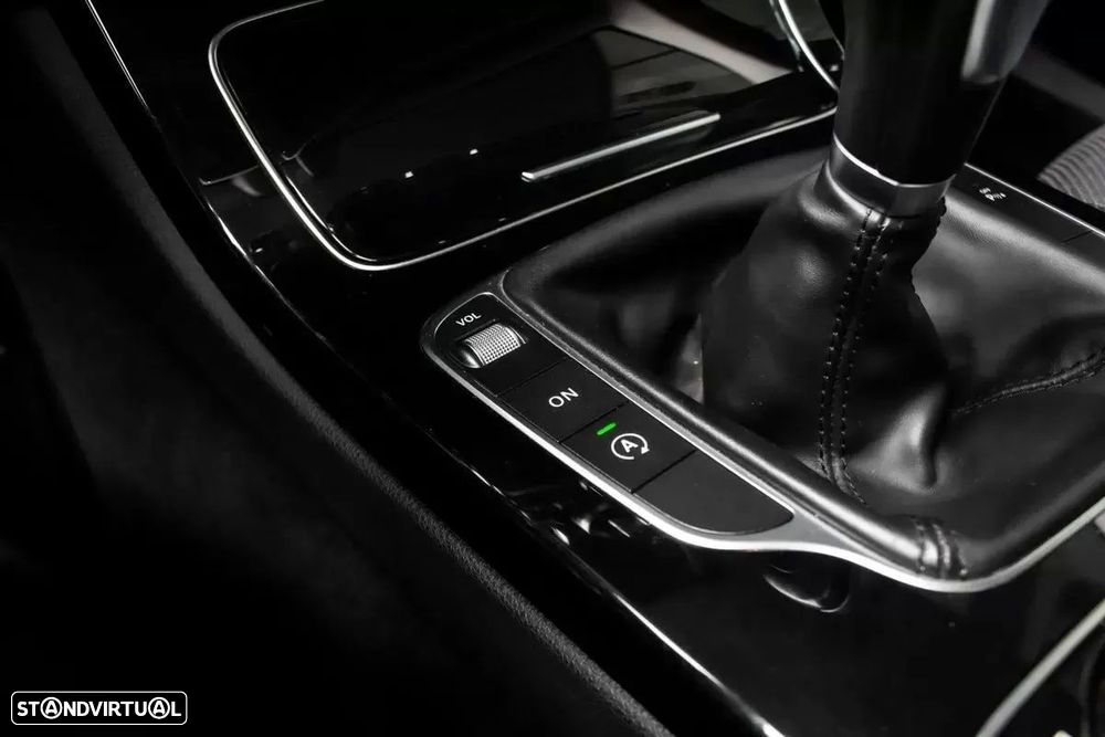 Mercedes-Benz C 180 - 21