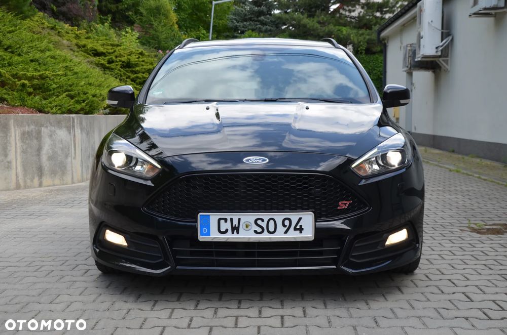 Ford Focus 2.0 TDCi ST mit Leder-Exclusiv-Paket - 7