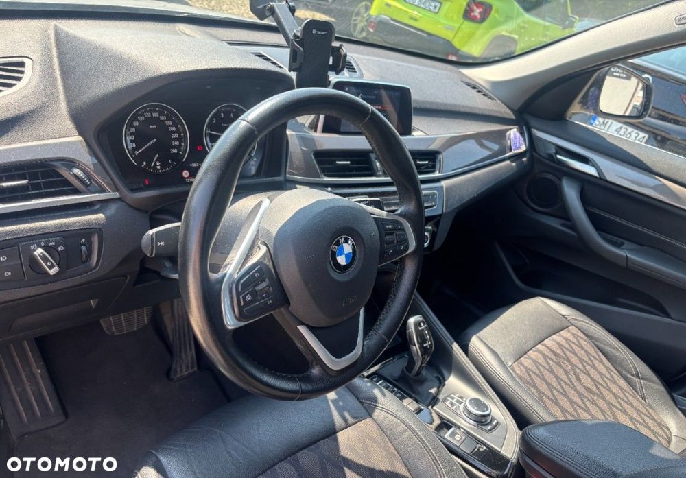 BMW X1 - 13