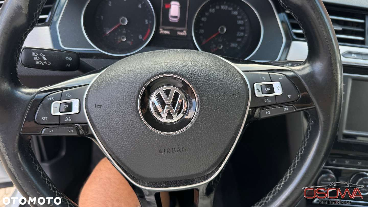 Volkswagen Passat - 20
