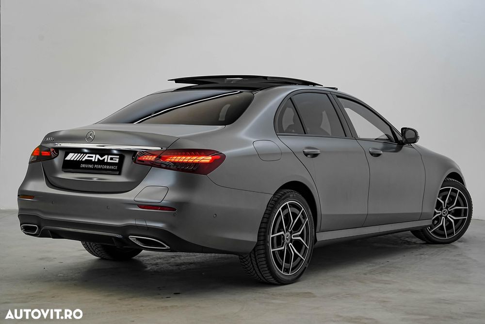 Mercedes-Benz E 300 Aut. - 9