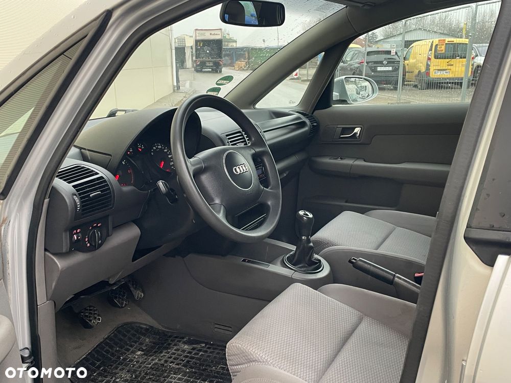 Audi A2 1.4 - 7