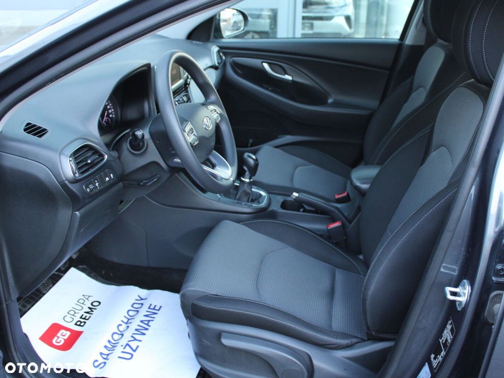 Hyundai i30 1.4 Classic + - 11